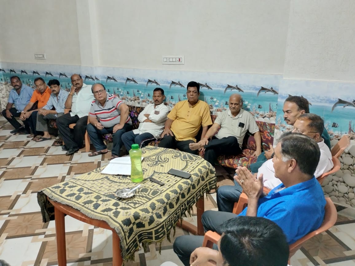 हजारीबाग : बड़ा बाजार दुर्गा पूजा महासमिति की पहली बैठक संपन्न, इस वर्ष भी श्रद्धालुओं के लिए लॉटरी ड्रॉ की होगी व्यवस्था