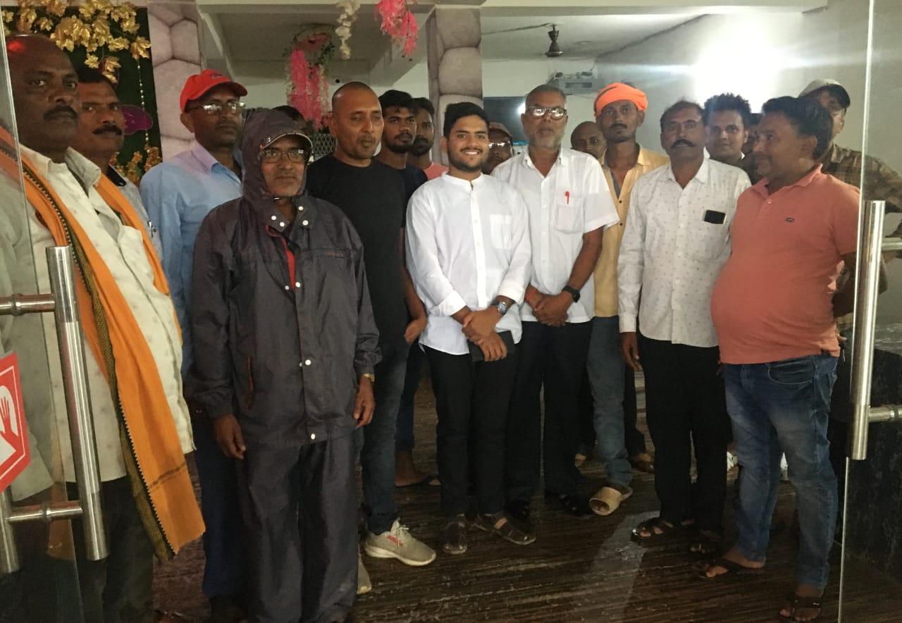 हजारीबाग : बदलाव संकल्प सभा को लेकर सरैया में बैठक, 50 हज़ार से अधिक लोगों को जुटाने का लक्ष्य, झारखंडियों में देखा जा रहा है उत्साह