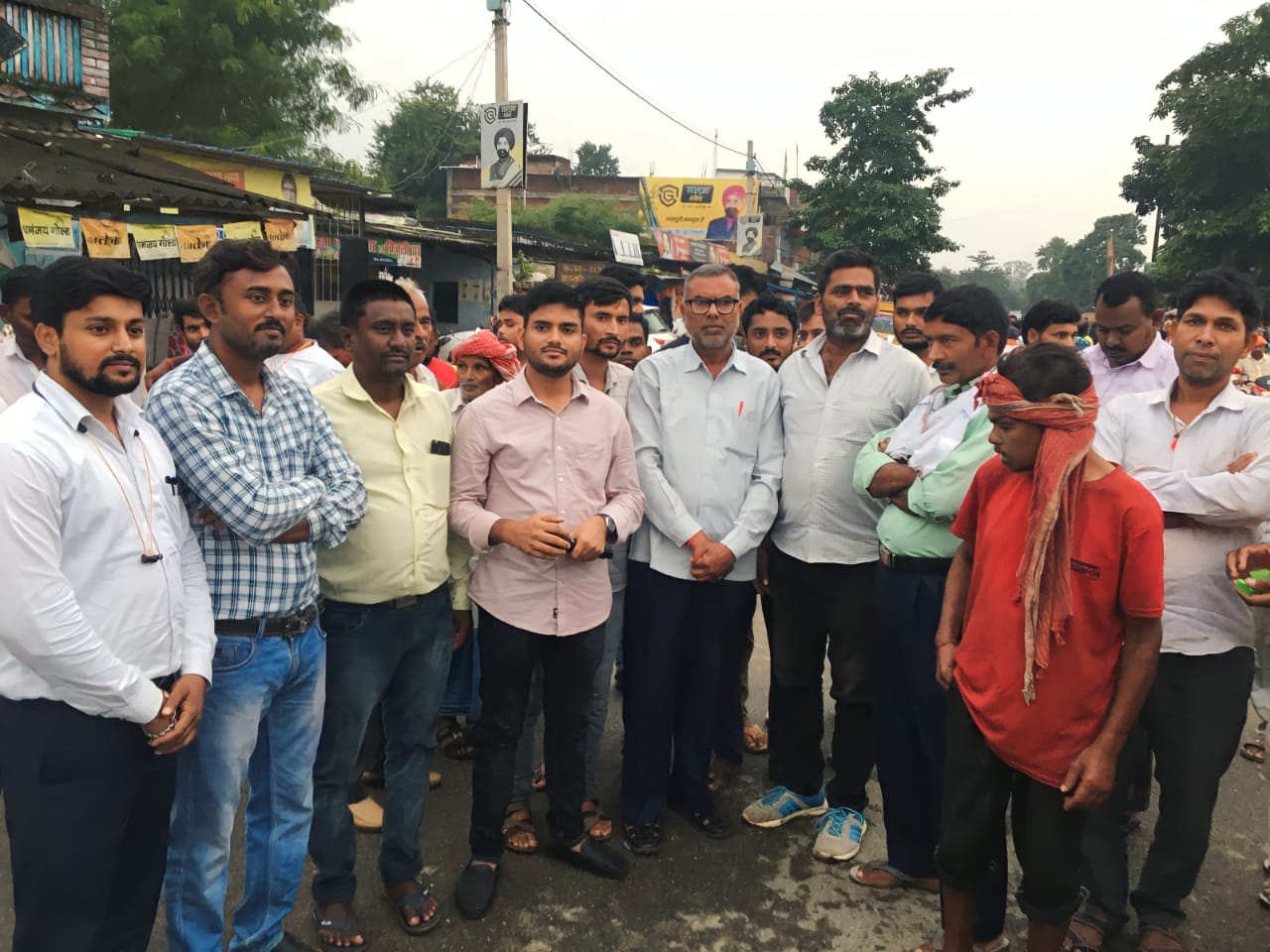 चौपारण बदलाव संकल्प सभा की आवाज़ पहुंची चतरा, करमा बाजार में किया गया नुक्कड़ सभा का आयोजन