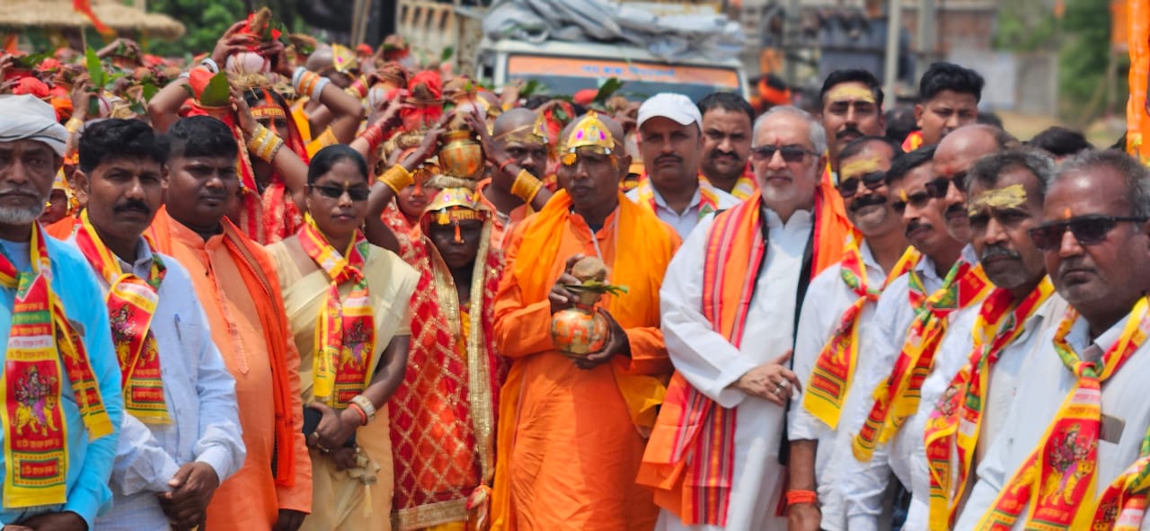 रतनपुर में कलश यात्रा के साथ महायज्ञ की शुरुआत, यज्ञ धार्मिक अनुष्ठान के साथ भारतीय संस्कृति का एक हिस्सा : विधायक