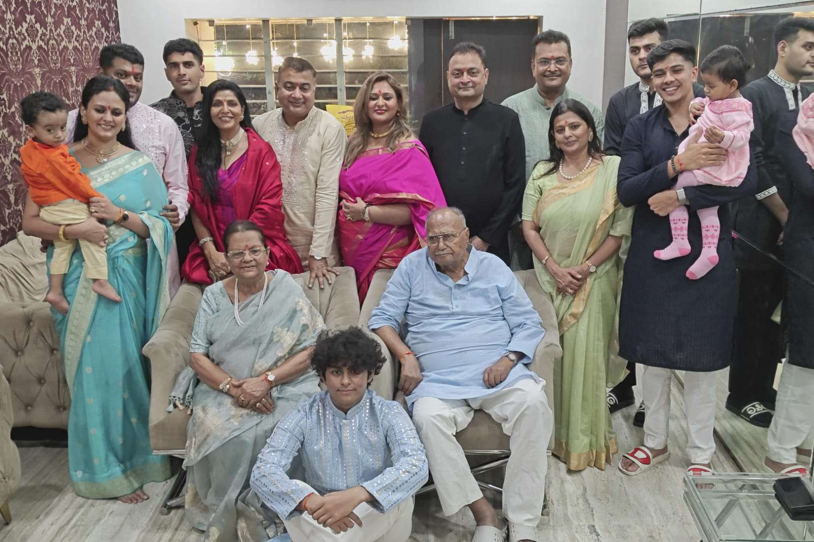 Home 19 Hazaribagh MP Manish Jaiswal1