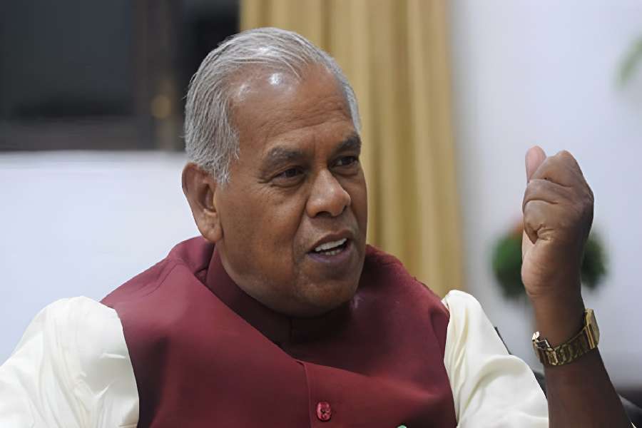Home 10 Jitan Ram Manjhis party takes major action ahead of Bihar Assembly elections expels 11 leaders for six years
