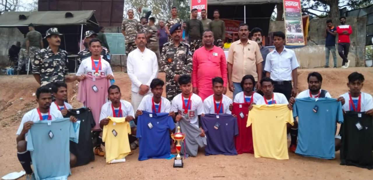 35 वीं वाहिनी सशस्त्र शीमा बल ई समवाय तिसरी के द्वारा एक दिवसीय फुटबॉल मैच का आयोजन किया गया, जाने कौन से टीम विजेता हुए