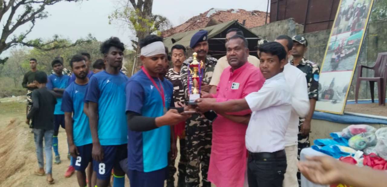 35 वीं वाहिनी सशस्त्र शीमा बल ई समवाय तिसरी के द्वारा एक दिवसीय फुटबॉल मैच का आयोजन किया गया, जाने कौन से टीम विजेता हुए