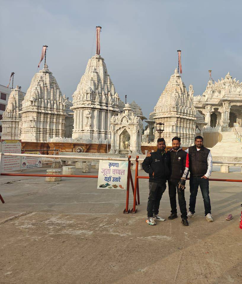 mission-public-school-mahudi-and-coaching-center-organized-an-educational-trip-for-its-students