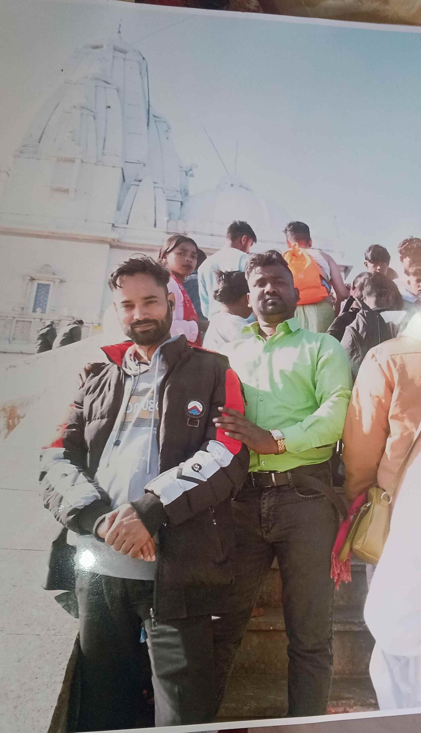 mission-public-school-mahudi-and-coaching-center-organized-an-educational-trip-for-its-students